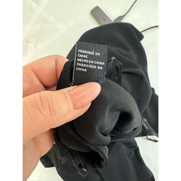 Forever 21 Jumpsuit Bib Medium Black Wide Leg Baggy Lightweight Romper Jumper - Picture 6 of 7